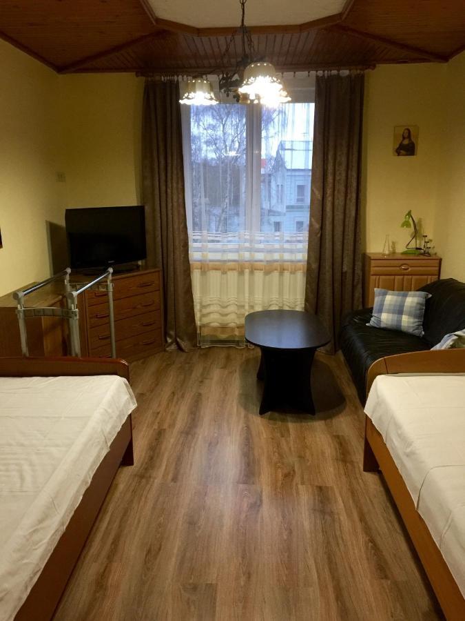 Elvíra Apartamento Karlovy Vary Exterior foto